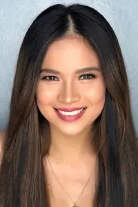 Фото  (Louise delos Reyes)