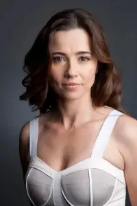 Фото Лінда Карделліні (Linda Cardellini)