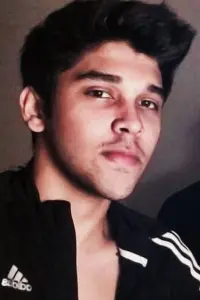 Фото  (Dhruv Vikram)