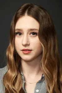 Фото Таїса Фарміга (Taissa Farmiga)