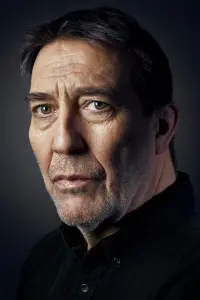 Фото Сіаран Хайндс (Ciarán Hinds)