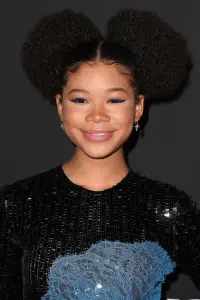 Фото Сторм Рейд (Storm Reid)