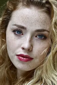 Фото Фрейя Мавор (Freya Mavor)