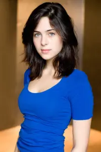 Фото  (Holly Deveaux)