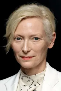 Фото Тільда Суінтон (Tilda Swinton)