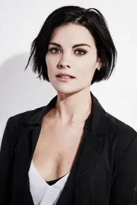 Фото Джеймі Олександр (Jaimie Alexander)