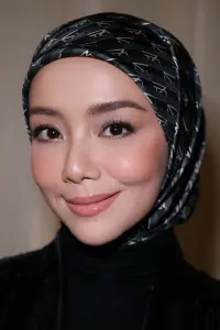 Фото  (Mira Filzah)