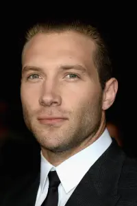 Фото Джай Кортні (Jai Courtney)