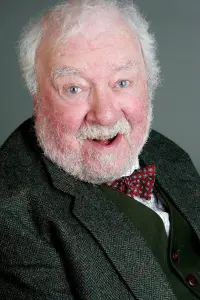 Фото Фредді Джонс (Freddie Jones)