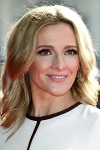 Фото  (Gabby Logan)