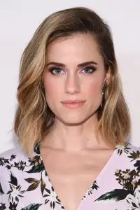 Фото Еллісон Вільямс (Allison Williams)