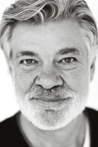 Фото  (Matthew Kelly)