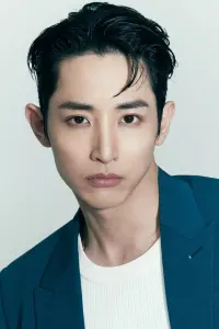 Фото  (Lee Soo-hyuk)