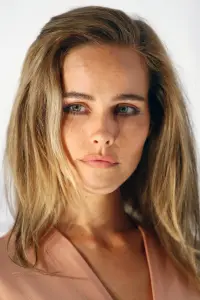 Фото Ізабель Лукас (Isabel Lucas)