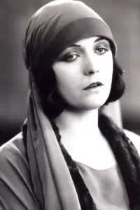 Фото  (Pola Negri)