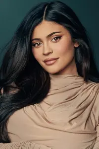 Фото  (Kylie Jenner)