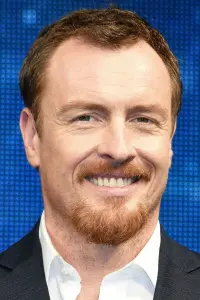 Фото Тобі Стівенс (Toby Stephens)