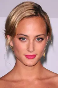 Фото Нора Арнезедер (Nora Arnezeder)