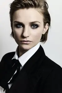 Фото Фей Марсей (Faye Marsay)