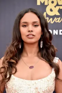 Фото Аліша Бо (Alisha Boe)