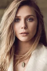 Фото Елізабет Олсен (Elizabeth Olsen)