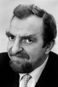 Фото Х'ю Гріффіт (Hugh Griffith)