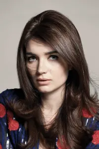 Фото Єва Хьюсон (Eve Hewson)