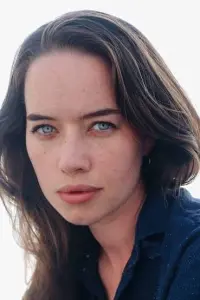 Фото Анна Поплевелл (Anna Popplewell)