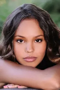 Фото Аліша Бо (Alisha Boe)