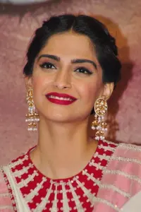 Фото Сонам Капур Ахуджа (Sonam Kapoor Ahuja)