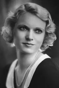 Фото  (Anna Neagle)