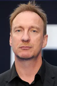 Фото Девід Тьюліс (David Thewlis)