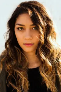 Фото  (Lulu Antariksa)