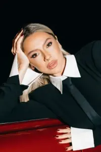 Фото  (Hadise)