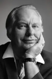 Фото Л. Рон Хаббард (L. Ron Hubbard)