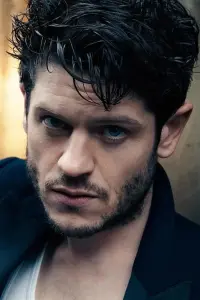 Фото Іван Реон (Iwan Rheon)