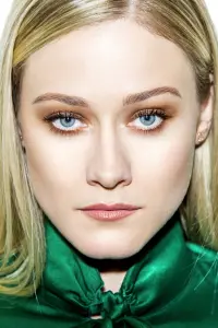 Фото Олівія Тейлор Дадлі (Olivia Taylor Dudley)