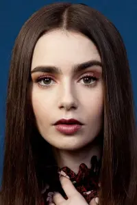 Фото Лілі Коллінз (Lily Collins)