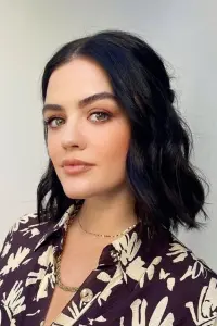 Фото Люсі Хейл (Lucy Hale)