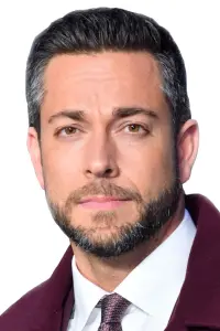 Фото Захарі Леві (Zachary Levi)