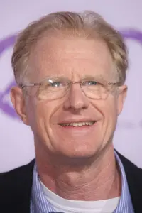 Фото Ед Беглі мл. (Ed Begley Jr.)