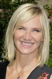 Фото  (Jo Whiley)