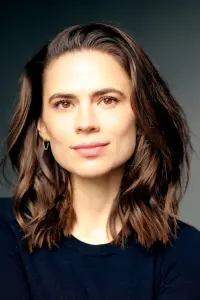 Фото Хейлі Етвелл (Hayley Atwell)