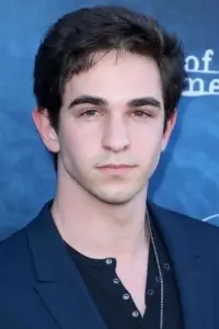 Фото Закарі Гордон (Zachary Gordon)