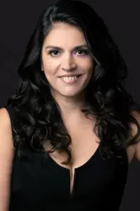 Фото Сесілі Стронг (Cecily Strong)