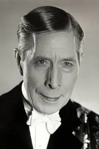 Фото Джордж Арлісс (George Arliss)