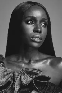 Фото Анна Діоп (Anna Diop)