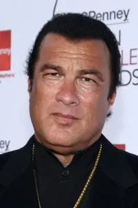 Фото Стівен Сігал (Steven Seagal)