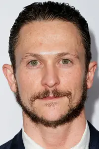 Фото Джонатан Такер (Jonathan Tucker)