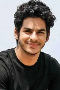 Фото  (Ishaan Khattar)